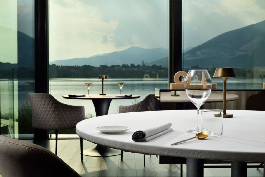 Bianca sul Lago by Emanuele Petrosino